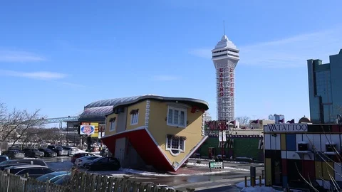 Niagara Falls Attractions Upside Down House on Clifton Hill 스톡 동영상 126762506
