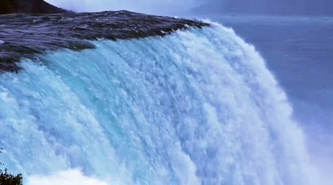 Niagara falls. Waterfall Stock-Footage 1056583