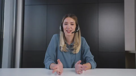 Nice and pleasant video interview with attractive blonde Caucasian young woman. 스톡 동영상 164467794