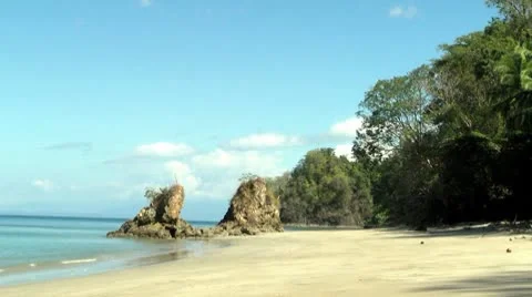 Nice beach 3, seamless looping Video stock 8838977