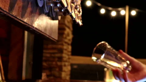 A Nice Cold Beer From The Tap Video stock 140139573