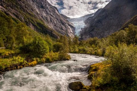 Nice day at the Briksdalbreen in Norway Foto stock