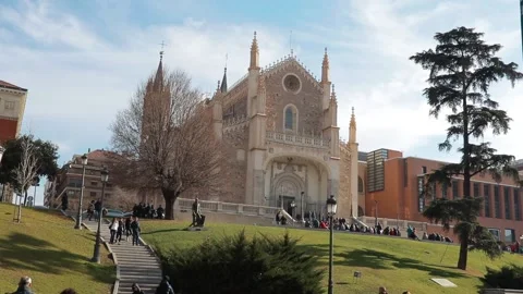 A nice day near the sofia museum in Madrid Stock Footage 131752589
