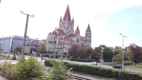 Nice landscape, architecture, palaces and waterfalls in Vienna, Austria Stockbeeldmateriaal 253676624