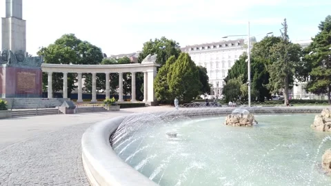 Nice landscape, architecture, palaces and waterfalls in Vienna, Austria Video stock 253677242