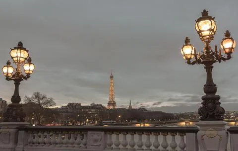 Nice scenery of Eiffel Tower and Seine River in Paris. View from Pont Alexa.. 스톡 사진