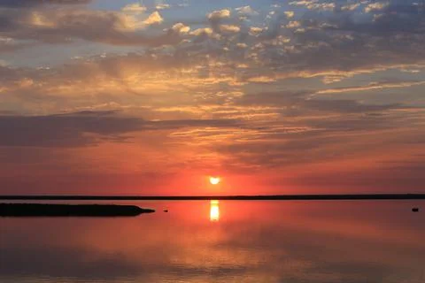 Nice sunset on lake Foto stock