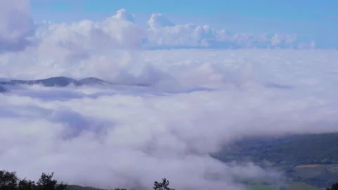 Nice view of clouds from the mountains. View on Val di Chiana, Tuscany Stock Footage 141591852