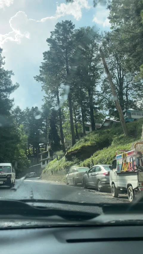 A nice view of road Nathia Gali. Stock Footage 311808697