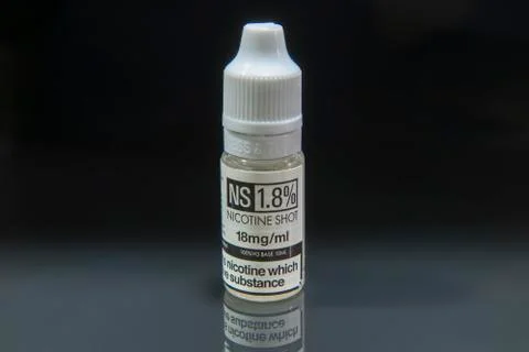 Nicotine Shot 库存照片