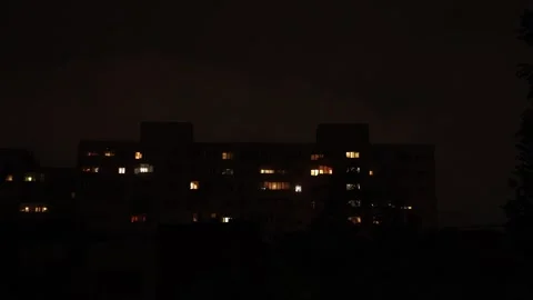 Night 4k clip with violent lightning storm in the city 스톡 동영상 278405589