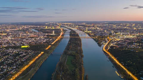 Night aerial Vienna hyperlapse Video stock 255526317