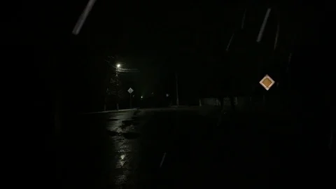 Night blinking traffic light road sign 스톡 동영상 100460438