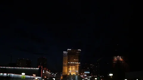 Night city background with Circus Shapito 库存影片 88921486