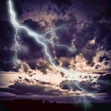 Night cityscape with strong lightning Stock Illustration