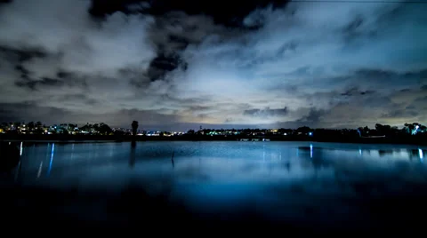 Night Clouds Reflection 動画素材 34693133