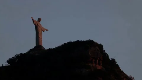 Night to day time-lapse of Christ statue on Corcovado mountain in Rio de Janeiro Stock Footage 132470050