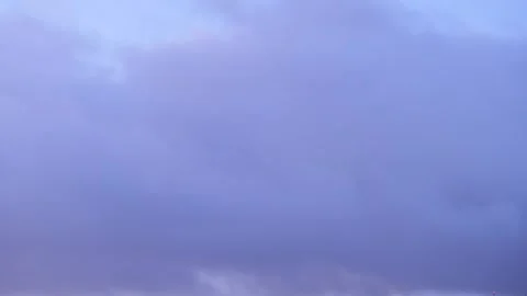 Night to day timelapse of blue clouds in dawn sky 库存影片 330716283