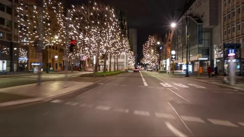 Night Drive Time-Lapse Throught Kurfurstendamm street in the Christmas Vídeos de archivo 145802693