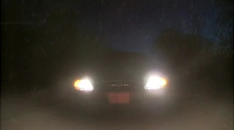 Night driving during winter blizzard 스톡 동영상 631652