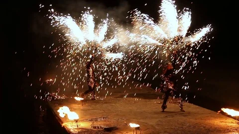 Night fire show Stock Footage 101731054
