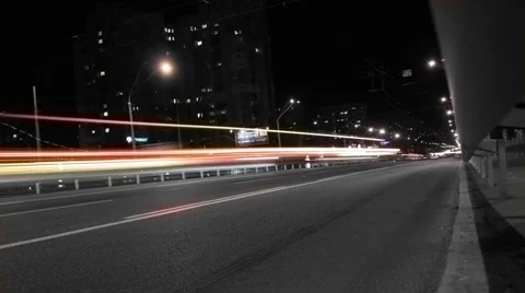 Night highway somewhere in Kiev Stockbeeldmateriaal 65779392