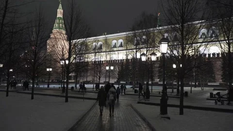Night illumination of the Kremlin wall from the side of the Alexander Garden Video stock 147574810
