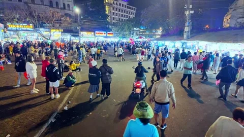 Night light of Center traffic at Da Lat market. Video stock 347446964