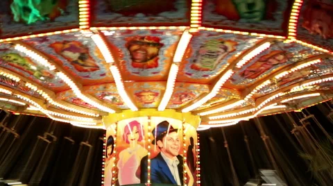 Night lit funfair carousel Vidéo 64157750