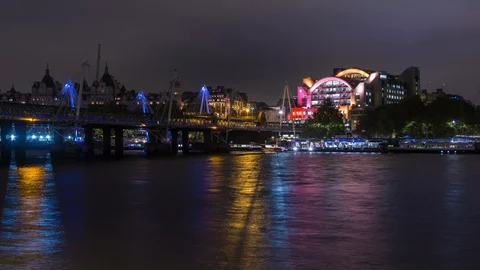 Night London Charing Cross station and Hungerford Bridge, reflection night Video stock 102220341