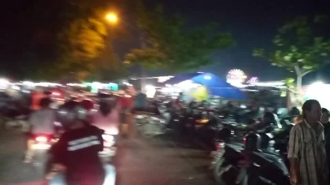 Night market crowd Stock Footage 239935544