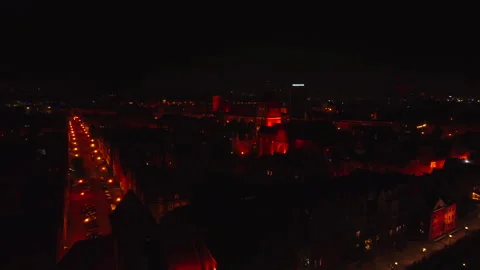 Night overall drone view of Gdansk with slight rotation Vídeo Stock 339171041