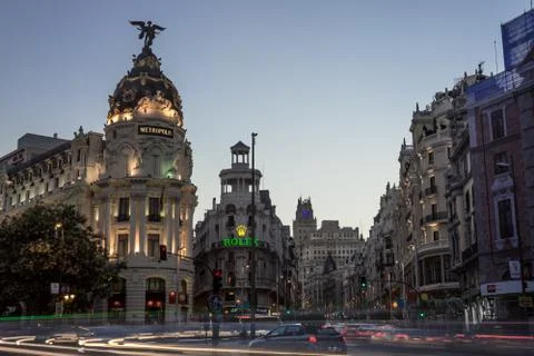 Night photography light trails edificio metropolis madrid Stock Photos