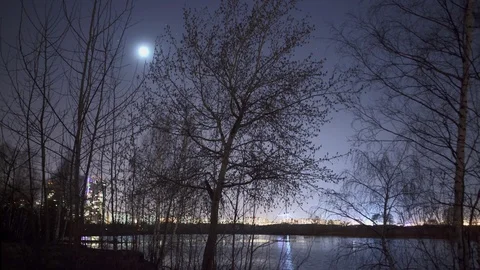 Night River In The City Vídeos de archivo 90870486