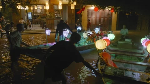 Night scene with boats and lanterns in Hoi An Ancient Town, Vietnam Stock Footage 331550062