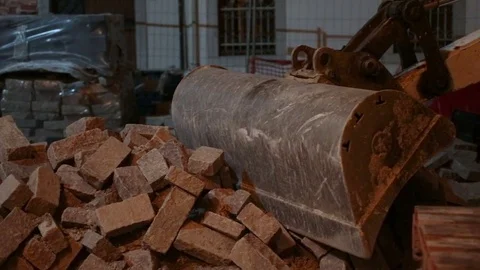 Night shooting of construction yard 動画素材 80880705