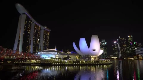 Night Shot of ArtScience Museum and Marina Bay, Singapore Stock Footage 166753967