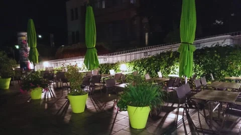 Night shot from the square Vidéo 247204842