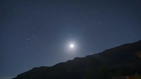 Night sky and Moon Timelapse 스톡 동영상 166468215