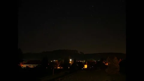 Night sky and star timelapse from the charming, tiny village of Bakonybel Vídeo Stock 201422086