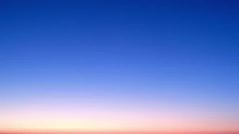 Night sky gradient transition from dark blue to twilight horizon, time lapse. Stock Footage 336394642