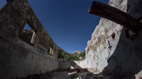 Night Sky Time Lapse - Old Building 01 動画素材 52188315