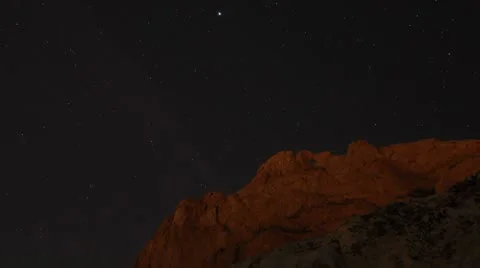 Night Stars and Clouds over Kissing Camels Sandstone Rock Formation Timelapse Vídeo Stock 8966059