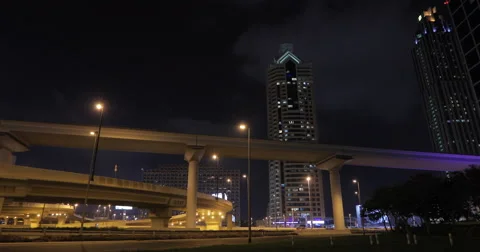 Night subway in Dubai Vídeos de archivo 65068054