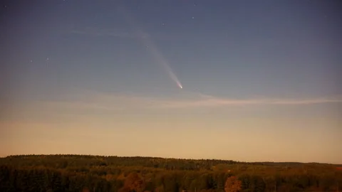 Night time lapse witch Comet C2023 A3 Tsuchinshan-ATLAS Stock Footage 289811801