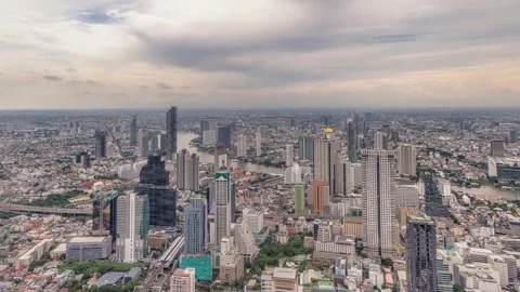 Night timelapse of Chao Phraya River, Bangkok with busy ferries and vibrant city Stock-Footage 325658166