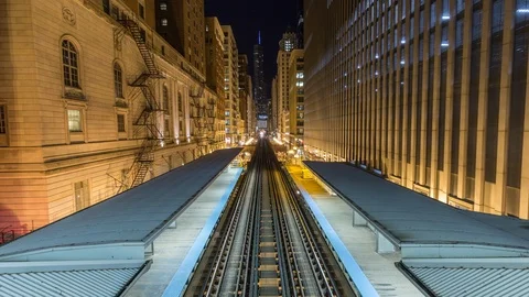 Night timelapse of Chicago loop aerial subway station metro train track Stock Footage 96229564