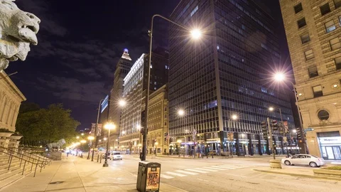 Night Timelapse hyperlapse of historic Chicago art museum, Grant park Stock Footage 96229272