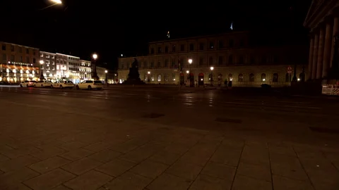 Night Timelapse of Max-Joseph-Platz in the city center of Munich. Stock Footage 249267709