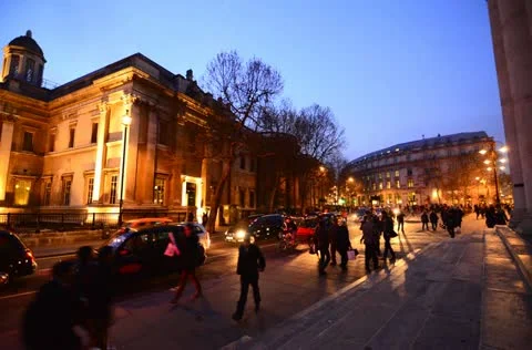 Night Traffic & crowds in London Stock Footage